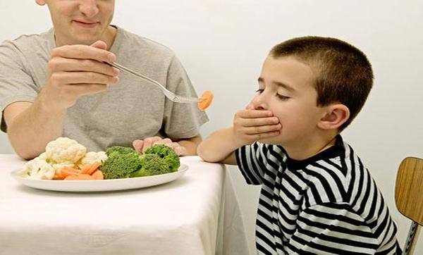 هل يعاني طفلك قلّة الأكل ؟